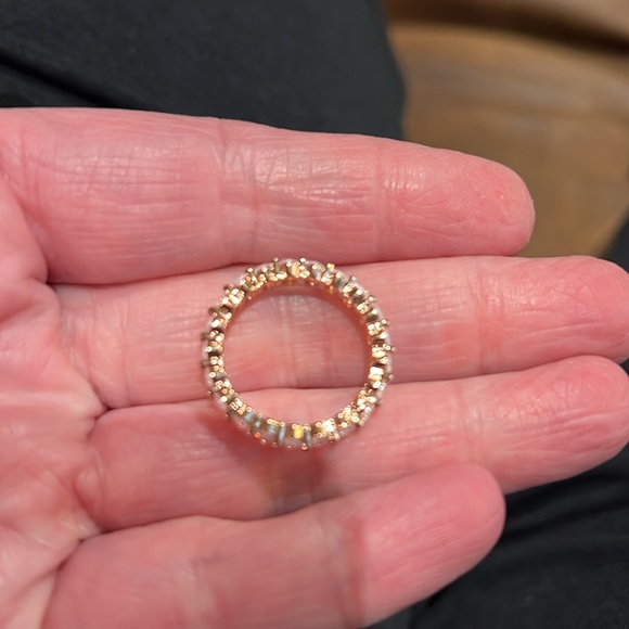 Pavoi Rose Gold Band - Picture 2 of 2